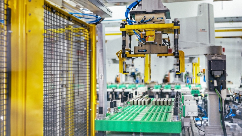 Hưng Yên đang tái cơ cấu mạnh mẽ nền công nghiệp theo hướng chất lượng, đổi mới, bền vững. Ảnh: Nam Nguyễn