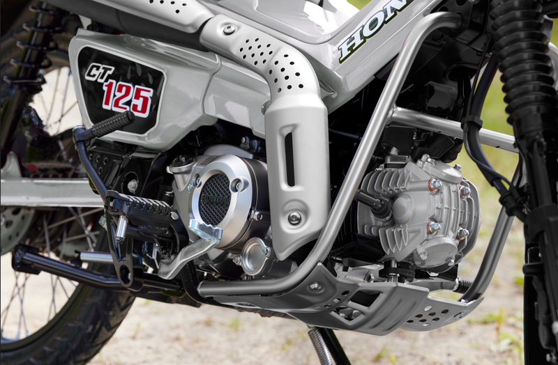 Honda CT125 được trang bị động cơ 125 cc PGM-FI làm mát bằng không khí, một xy-lanh, SOHC 2 van. Ảnh Honda Việt Nam