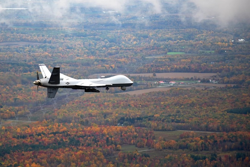 Với tầm bay vượt trội và hỏa lực mạnh, MQ-9 Reaper đang trở thành “quân át chủ bài” trong chiến lược tác chiến tầm xa của Mỹ. Ảnh: U.S. Air Force