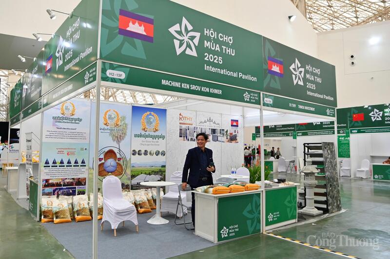 Thương vụ Việt Nam tại Campuchia kết nối đưa gần 20 doanh nghiệp nước bạn về tham gia Hội chợ Mùa Thu lần thứ nhất - năm 2025.