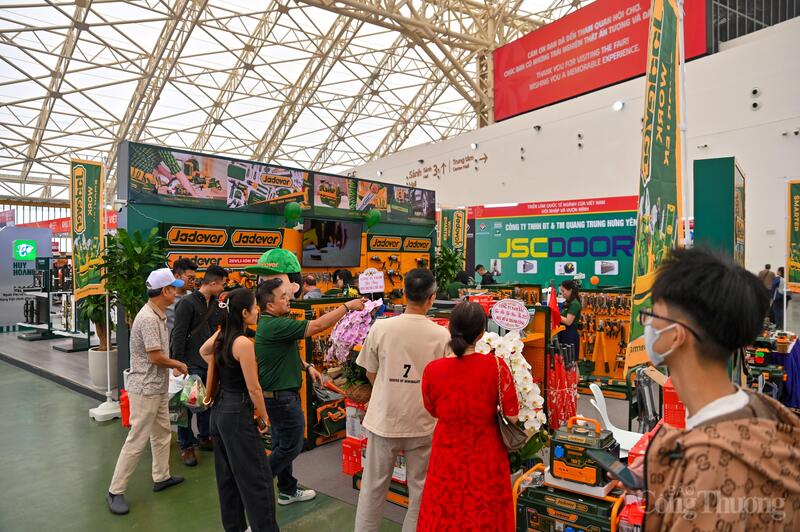 Sản phẩm công nghiệp, công nghệ cao hút khách tại Hội chợ Mùa Thu 2025 - 4