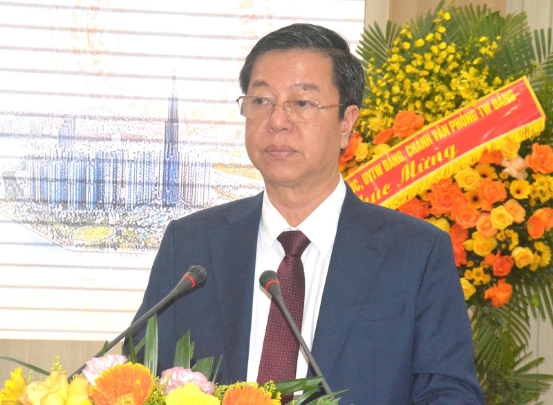PGS.TS. Vũ Trọng Lâm, Tổng Biên tập - Giám đốc Nhà xuất bản Chính trị Quốc gia Sự thật phát biểu tại lễ ra mắt sách. Ảnh: Hoàng Hoàng