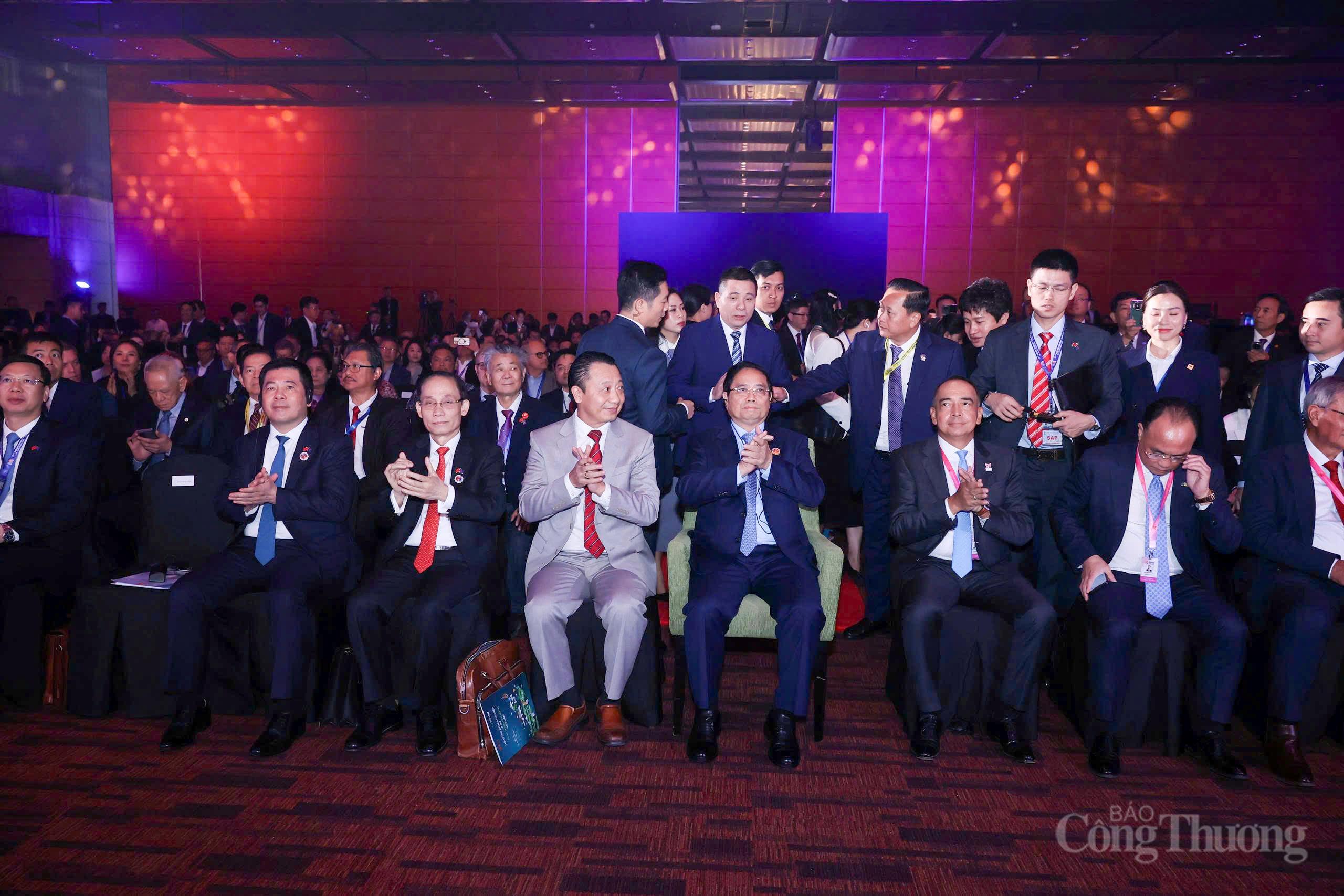 Hoạt động của Bộ trưởng Nguyễn Hồng Diên bên lề Hội nghị Cấp cao ASEAN - 2