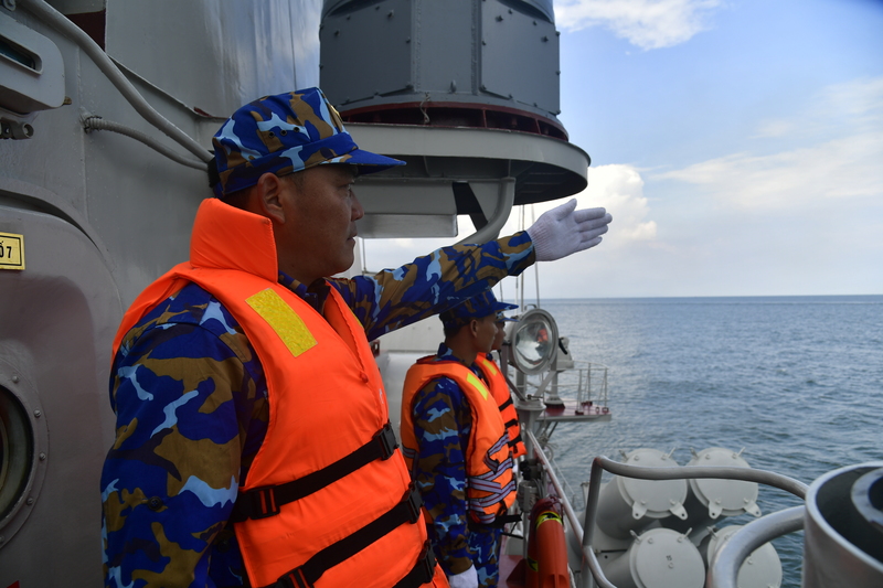 Thượng tá Phạm Văn Phương, Phó Lữ đoàn trưởng - TMT Lữ đoàn 167 chỉ huy luyện tập. Ảnh: Khương Đại