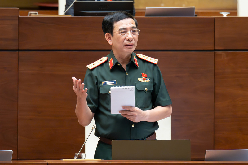 Bộ trưởng Bộ Quốc phòng Phan Văn Giang