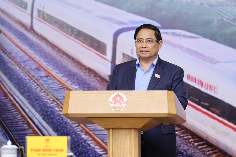 Thủ tướng Chính phủ chủ trì phiên họp thứ 4 của Ban Chỉ đạo các công trình trọng điểm, dự án quan trọng quốc gia lĩnh vực đường sắt. Ảnh: Chính phủ