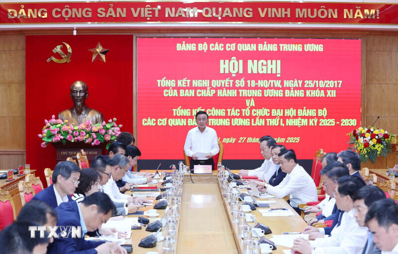 Đồng chí Trần Cẩm Tú phát biểu chỉ đạo. Ảnh: TTXVN