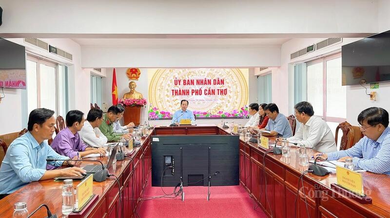 Quang cảnh buổi làm việc. Ảnh: Khánh Ngọc