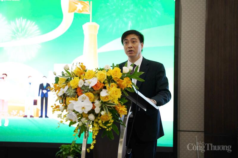 Ông Bùi Nguyễn Anh Tuấn - Phó Cục trưởng Cục Quản lý và Phát triển thị trường trong nước