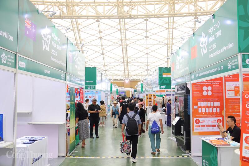 Quang cảnh Hội chợ Mùa Thu lần thứ nhất - 2025. Ảnh: Thanh Tuấn