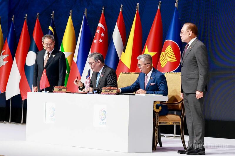 Lễ ký Nghị định thư nâng cấp Hiệp định Thương mại tự do ASEAN - Trung Quốc (ACFTA 3.0)