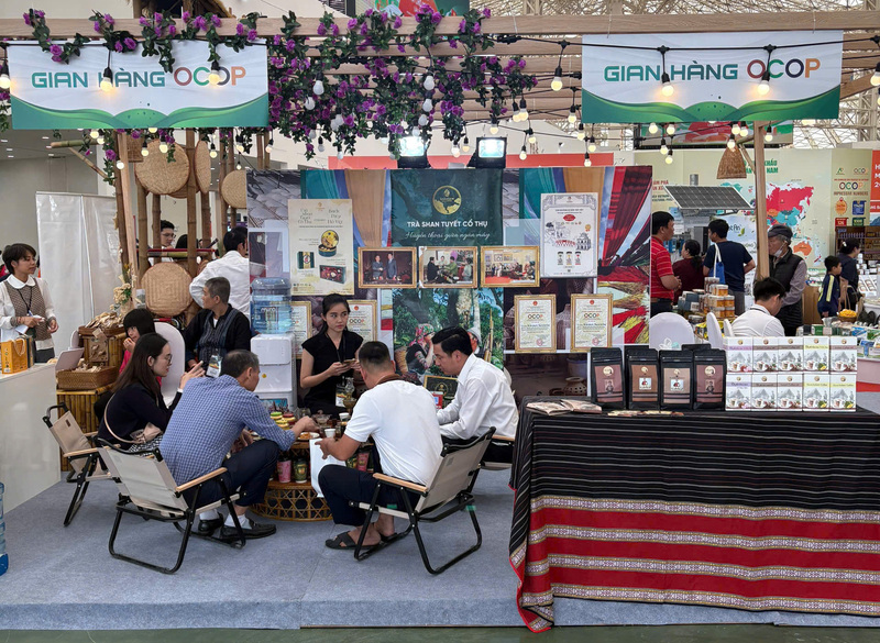 Khu gian hàng của Bộ Nông nghiệp và Môi trường tại Hội chợ. Ảnh: N.H