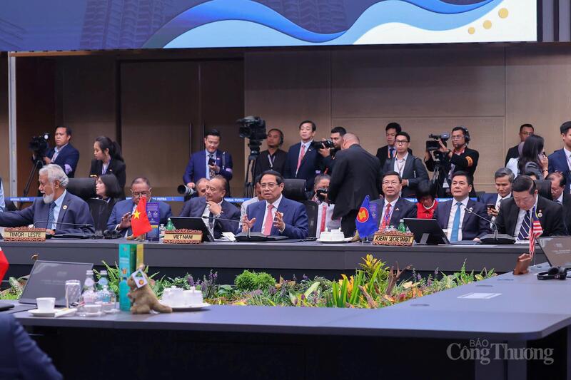 Những chia sẻ của Thủ tướng Phạm Minh Chính trong khuôn khổ Hội nghị Cấp cao ASEAN lần thứ 47 và các Hội nghị cấp cao liên quan được các nước thành viên và đối tác ghi nhận, đánh giá cao.