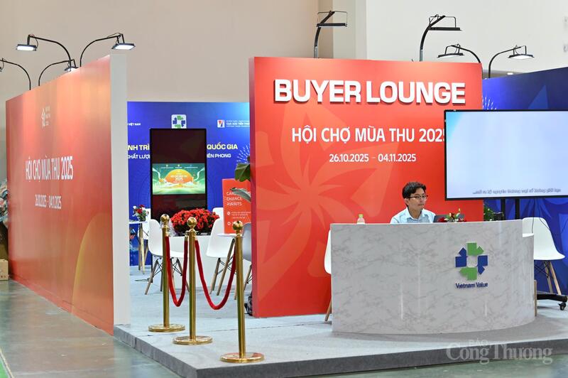 Để tạo điều kiện thuận lợi nhất cho các doanh nghiệp, Ban Tổ chức đã thiết kế, dành riêng một không gian cho các doanh nghiệp trong và ngoài nước giới thiệu sản phẩm, kết nối giao thương.