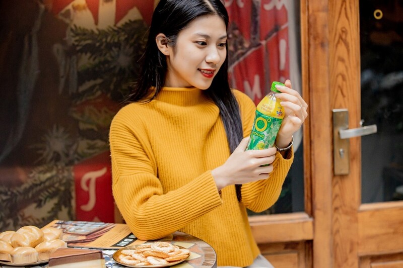 Được làm từ trà xanh thiên nhiên với EGCG, Trà Xanh Không Độ là lựa chọn yêu thích của sinh viên để giảm căng thẳng, giải nhiệt cuộc sống giữa nhịp học tập và làm thêm.