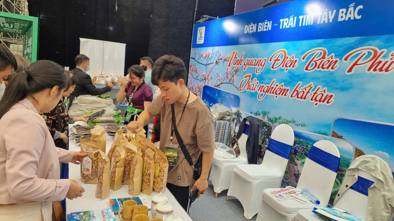 Gian hàng của tỉnh Điện Biên