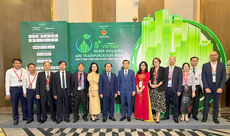 Đại biểu tham dự sự kiện. Ảnh: Minh Khuê.