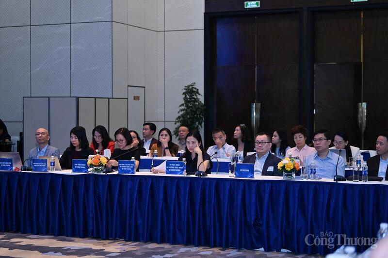 Các đại biểu tham dự hội nghị. Ảnh: Nam Nguyễn