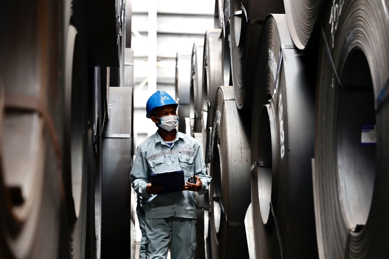 Kho thép cuộn cán nóng HRC của Hòa Phát