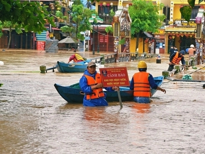 Trong 24 giờ qua, miền Trung tiếp tục mưa to, có nơi rất to. Ảnh: CTV