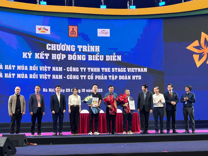 Lễ ký kết là dấu mốc ý nghĩa tại Hội chợ Mùa Thu lần thứ nhất - 2025, gắn kết văn hoá truyền thống với phát triển du lịch hiện đại. Ảnh: Thanh Thảo