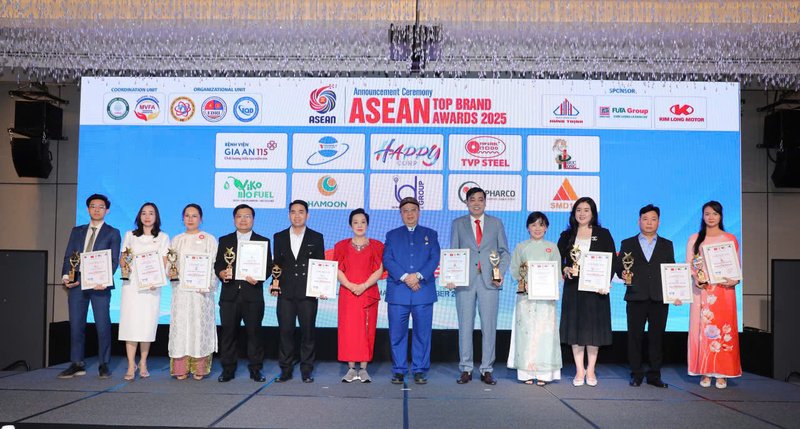 Top 10 Doanh nghiệp tiêu biểu được vinh danh tại "Diễn đàn Xúc tiến Thương mại – Đầu tư Việt Nam – Malaysia 2025"