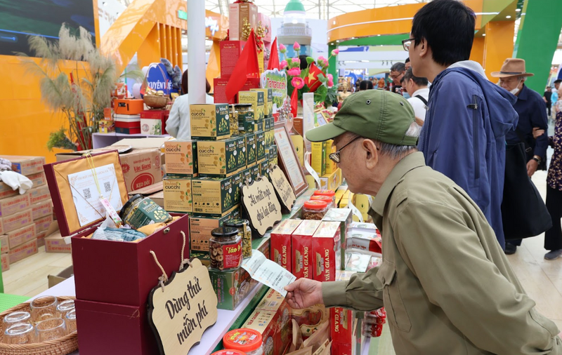 Sản phẩm trà thảo mộc "được lòng" các vị khách lớn tuổi
