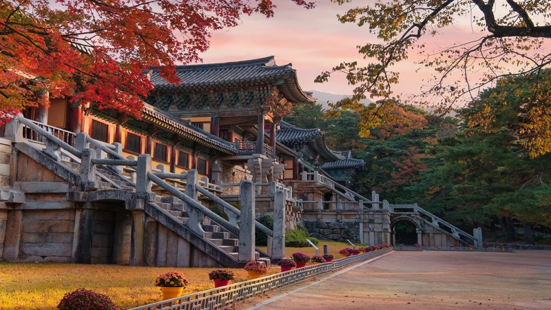 Gyeongju là một thành phố ven biển thuộc tỉnh Bắc Gyeongsang, phía đông nam Hàn Quốc.