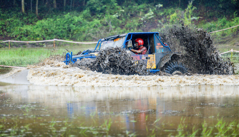 Các đường đua được bố trí ở vùng nước ngập sâu.