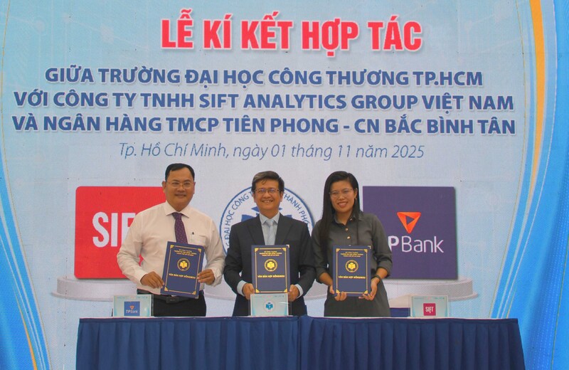 Hơn 70 doanh nghiệp tuyển dụng 2.000 vị trí tại ngày hội việc làm HUIT - 3