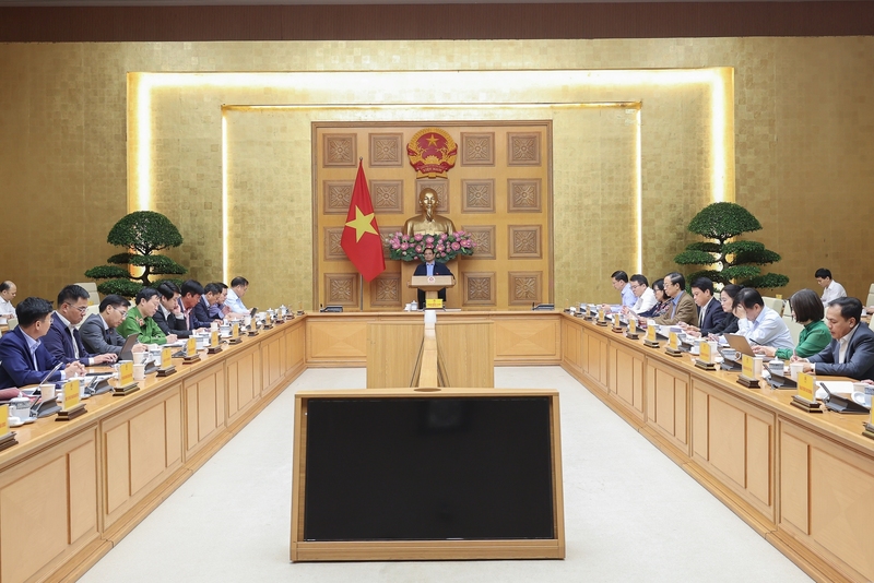 Thủ tướng nhấn mạnh các định hướng, quan điểm trong phát triển sàn dữ liệu tại Việt Nam. Ảnh: VGP/Nhật Bắc