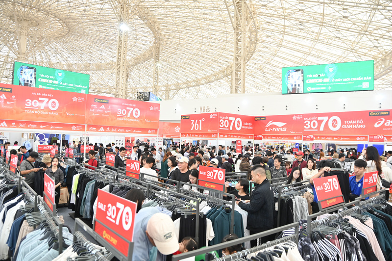 Khu vực nhộn nhịp là phân khu "Công nghiệp - Thương mại - Dịch vụ: Thu thịnh vượng"