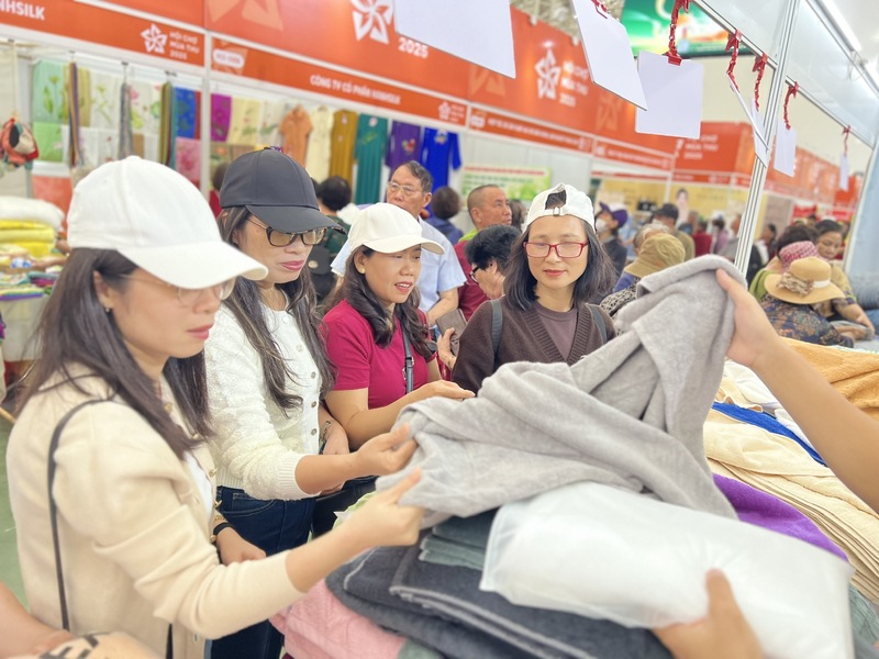 Sản phẩm của Dệt Minh Khai được người tiêu dùng đánh giá cao về chất lượng và mẫu mã.