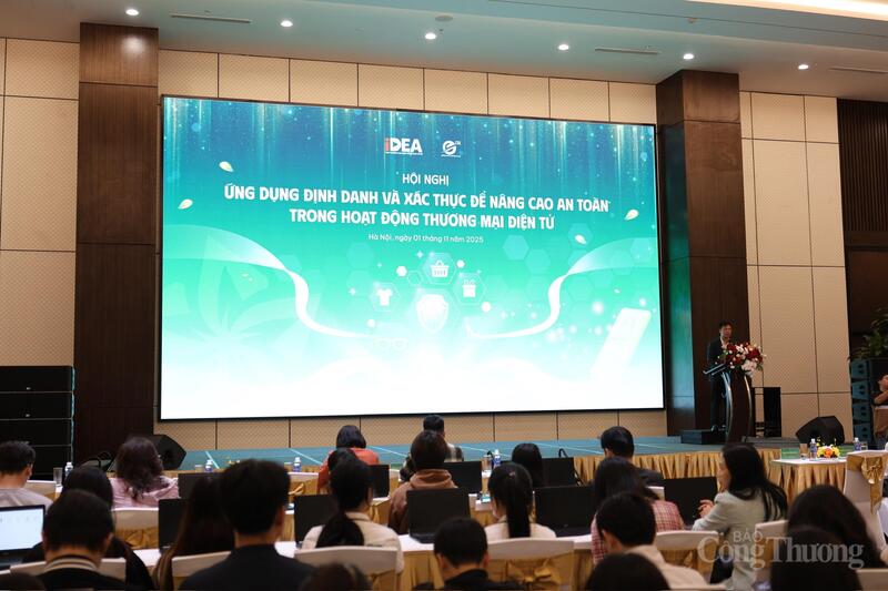 Hội nghị “Ứng dụng định danh, xác thực của Bộ Công an để nâng cao an toàn trong hoạt động thương mại điện tử”. Ảnh: Quỳnh Trang