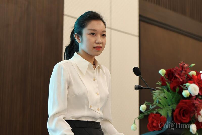 Bà Phạm Tuyết Trang, đại diện Trung tâm Nghiên cứu, Ứng dụng dữ liệu dân cư và Căn cước công dân (RAR). Ảnh: Quỳnh Trang