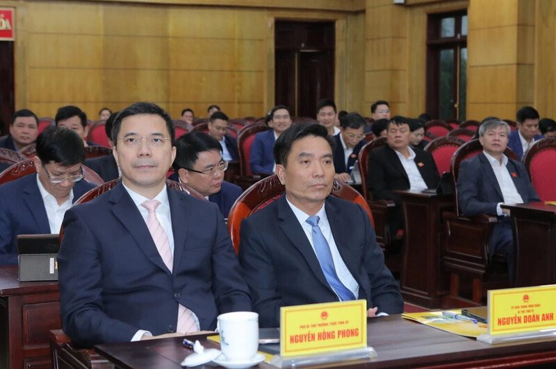 Các đại biểu tham dự kỳ họp. Ảnh: Minh Hiếu