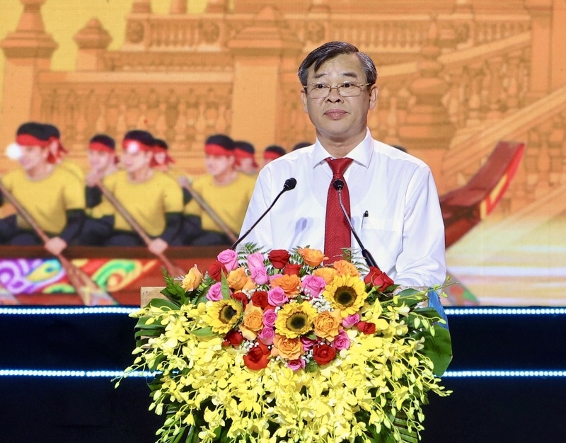 Ông Trương Cảnh Tuyên, Phó Bí thư Thành ủy, Chủ tịch UBND TP. Cần Thơ phát biểu tại lễ khai mạc.