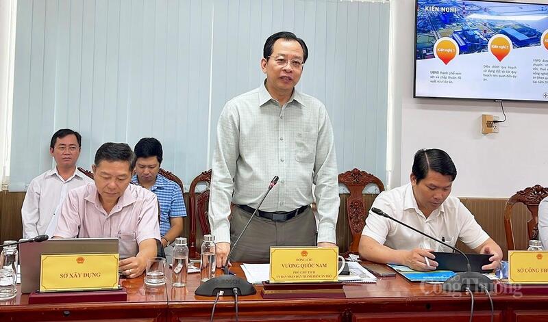 Phó Chủ tịch UBND TP. Cần Thơ Vương Quốc Nam phát biểu tại buổi làm việc.