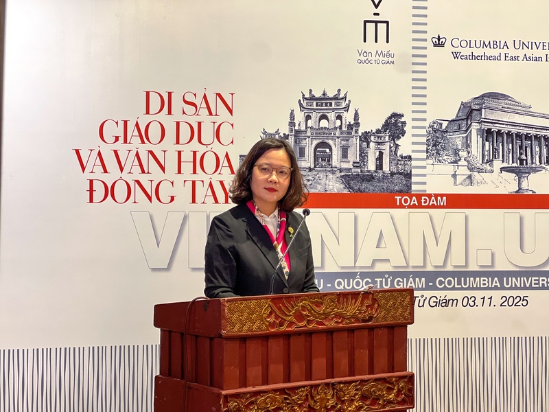 Bà Lê Thị Ánh Mai – Phó Giám đốc Sở Văn hóa và Thể thao Hà Nội chia sẻ tại tọa đàm. Ảnh: Thương Nguyên