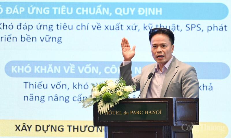 Ông Ngô Chung Khanh - Phó Vụ trưởng Vụ Chính sách thương mại đa biên, Bộ Công Thương chia sẻ những lợi ích của các chủ thể khi tham gia hệ sinh thái FTA.
