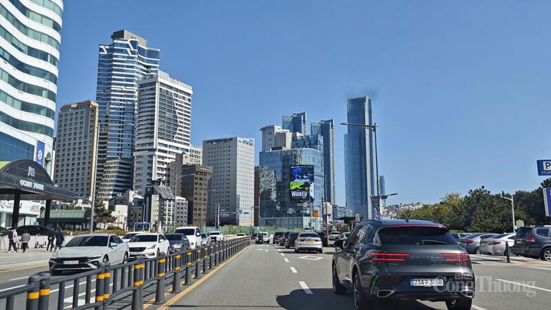 Một góc khác của thành phố Busan. Ảnh: Nguyên Minh