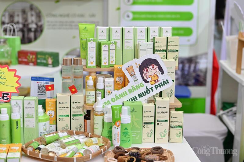 Thương hiệu Mộc Nam - Xanh và lành từ thảo dược Việt Nam. Ảnh: Nam Nguyễn