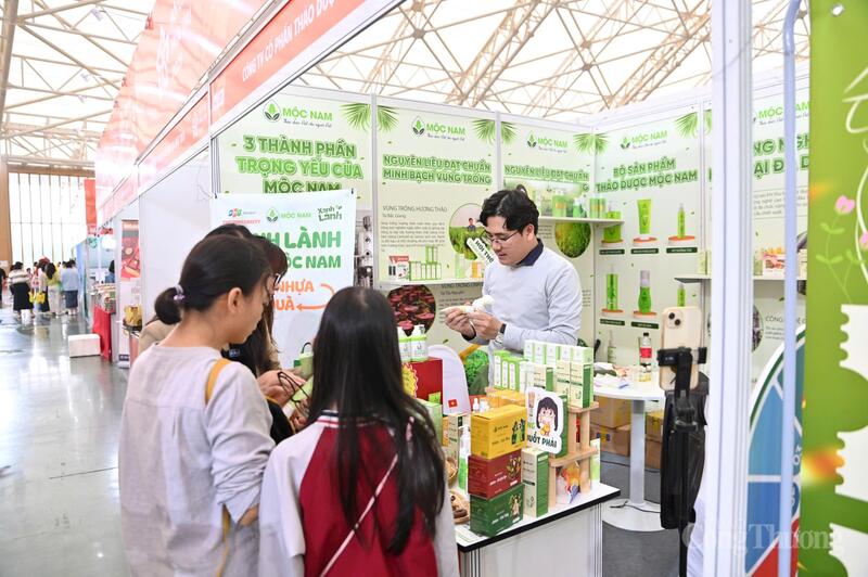 Mộc Nam luôn bám sát xu hướng “đi lên bằng giá trị bản địa”. Ảnh: Nam Nguyễn