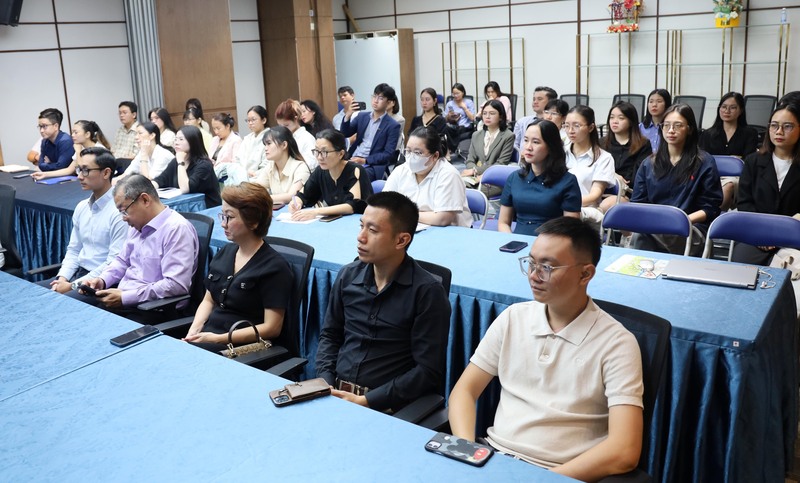 Đại biểu tham dự sự kiện. Ảnh: Minh Khuê.