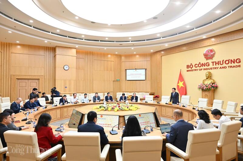 Toàn cảnh buổi lễ.