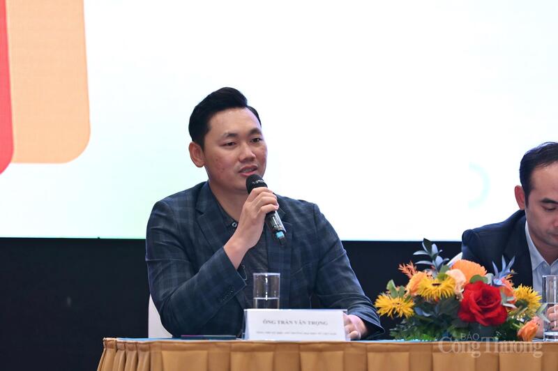 Ông Trần Văn Trọng - Tổng Thư ký Hiệp hội Thương mại điện tử Việt Nam (VECOM) chia sẻ tại họp báo.
