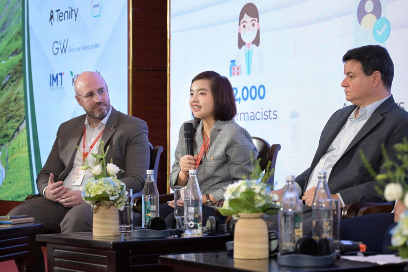 Đại diện Long Châu chia sẻ về chiến lược ứng dụng AI và chăm sóc sức khỏe toàn diện.