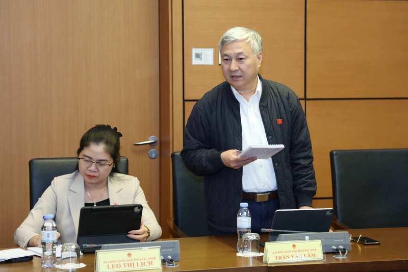 Đại biểu Trần Văn Lâm - đoàn Bắc Ninh. Ảnh: ĐBND