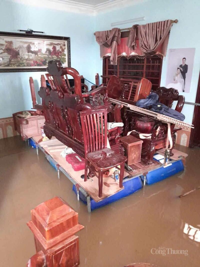 Sàn phao chứa được nhiều tài sản, tránh gây hư hại do mưa lũ