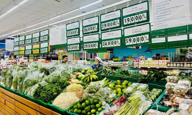 Siêu thị Co.opmart Quy Nhơn đảm bảo nguồn cung dồi dào phục vụ cho người dân trước, trong và sau bão.